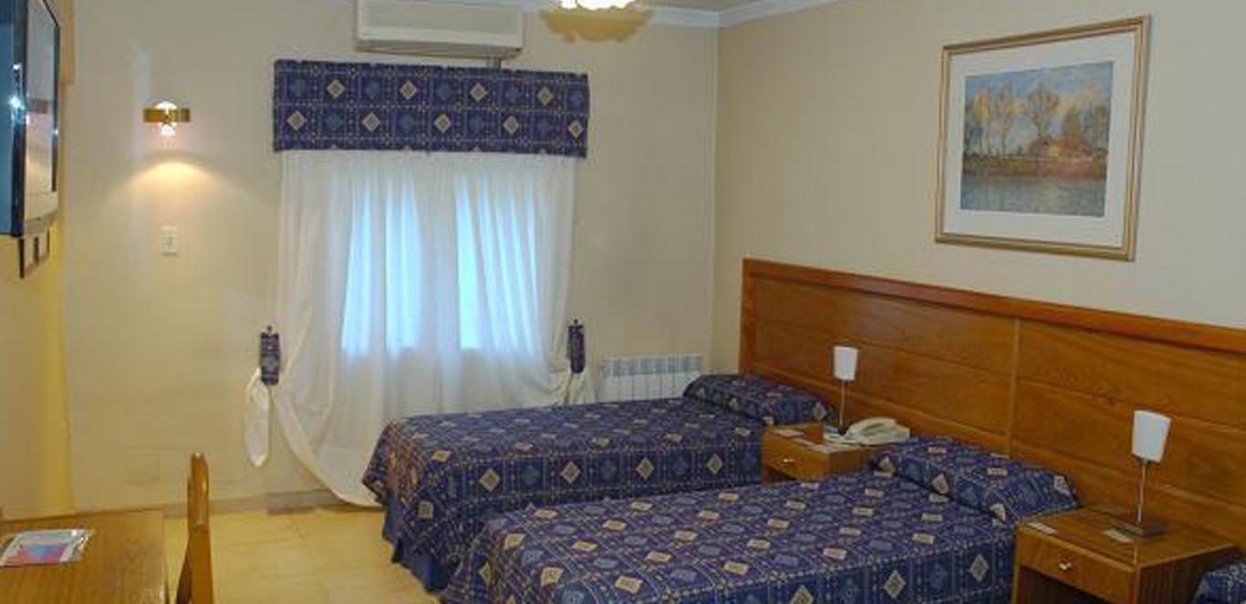Hotel Provincial Mendoza - Mendoza - Habitacion