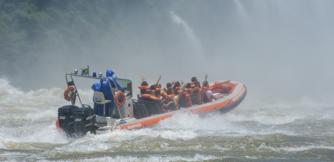 Lancha Cataratas - Gran Aventura
