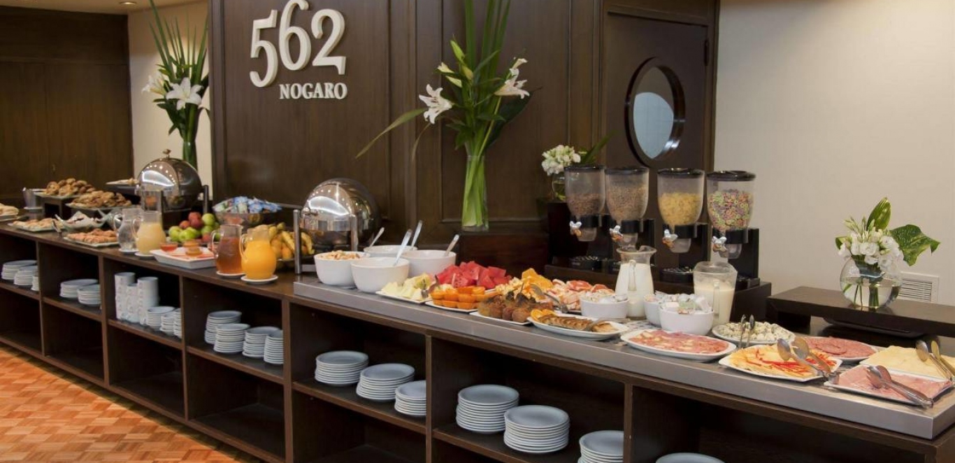 562 Hotel Nogaro - Buenos Aires - Desayuno