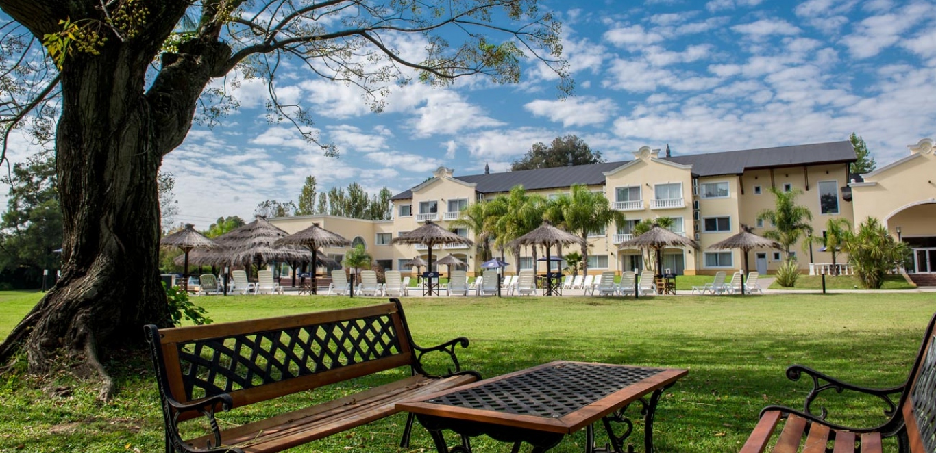 Howard Johnson Pilar - Buenos Aires - Parque