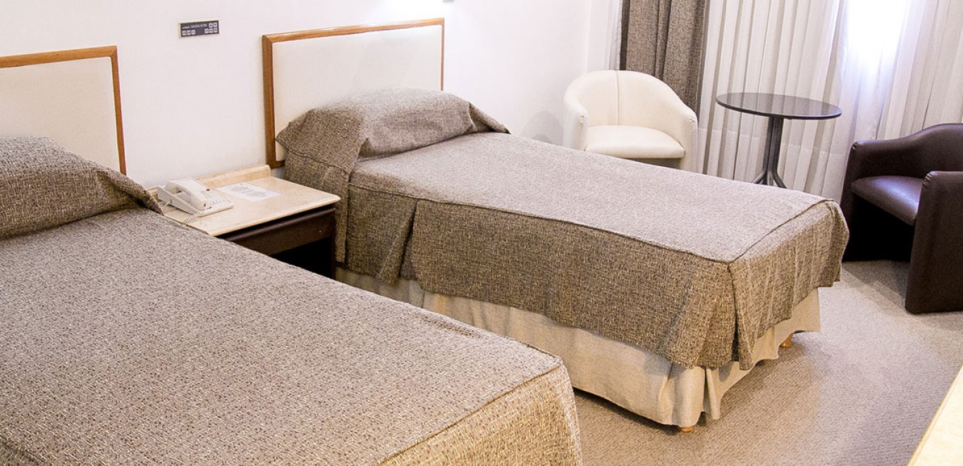 Alkazar Hotel - San Juan - Habitaciones