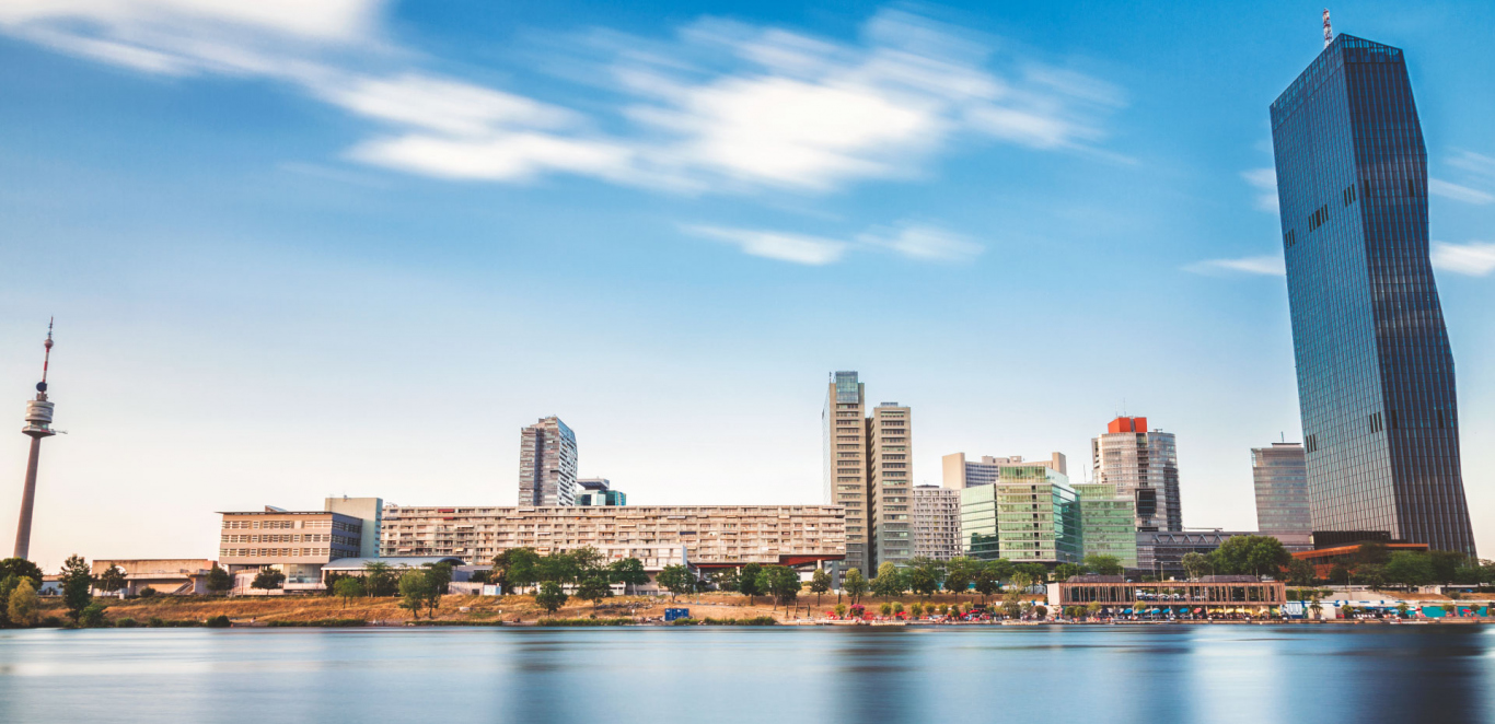ESCANDINAVIA, BALTICOS Y CAPITALES DEL ESTE