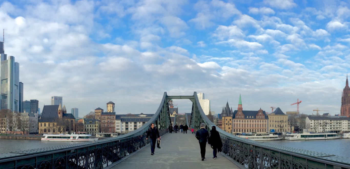 DE VIENA A FRANKFURT