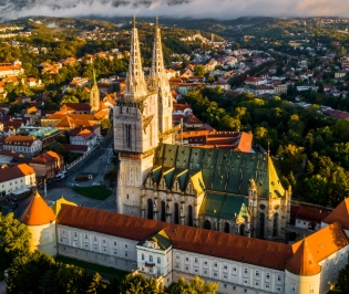 CIUDADES IMPERIALES CON CROACIA - 9 DÍAS 